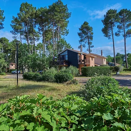 In Castle Park With Heated Pool Villa