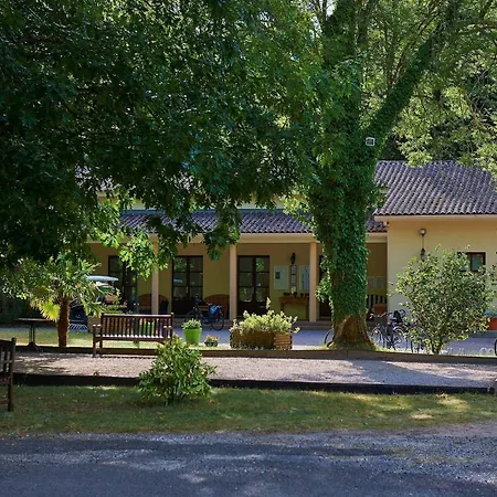 In Castle Park With Heated Pool Villa Salles (Gironde)