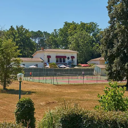 In Castle Park With Heated Pool Villa *